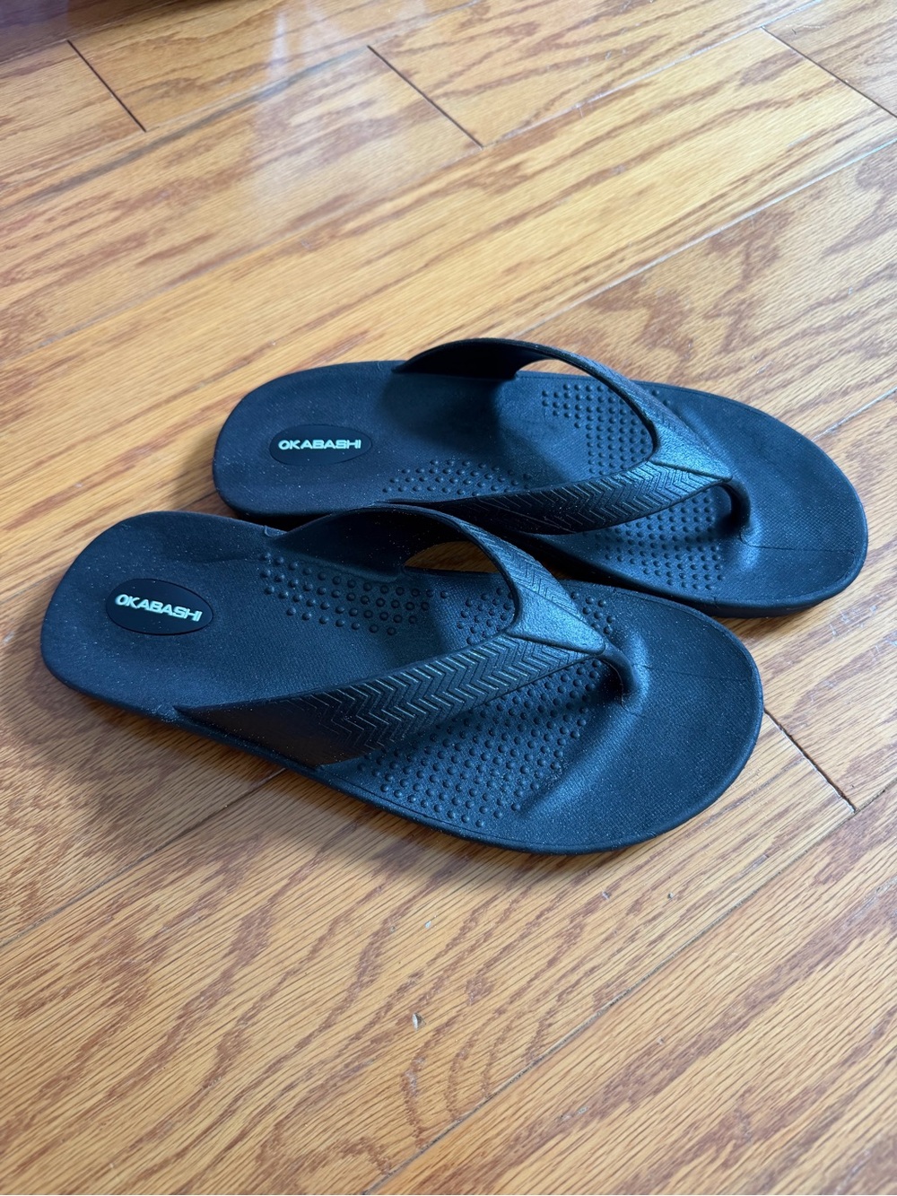 Okabashi Men’s Black Textured Surf Strap Flip Flops Sandals Shoes Large